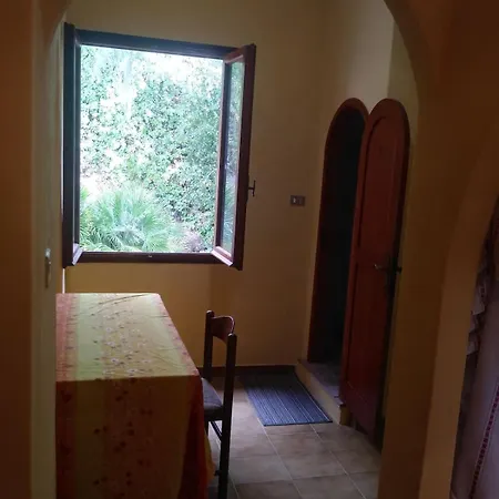 Bilocale Nel Centro Di Appartamento Porto Azzurro