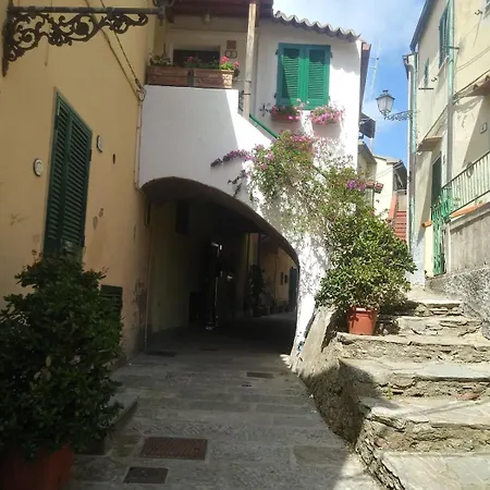 Lägenhet Bilocale Nel Centro Di *